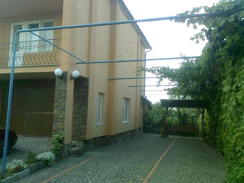 Large Double Room image 1