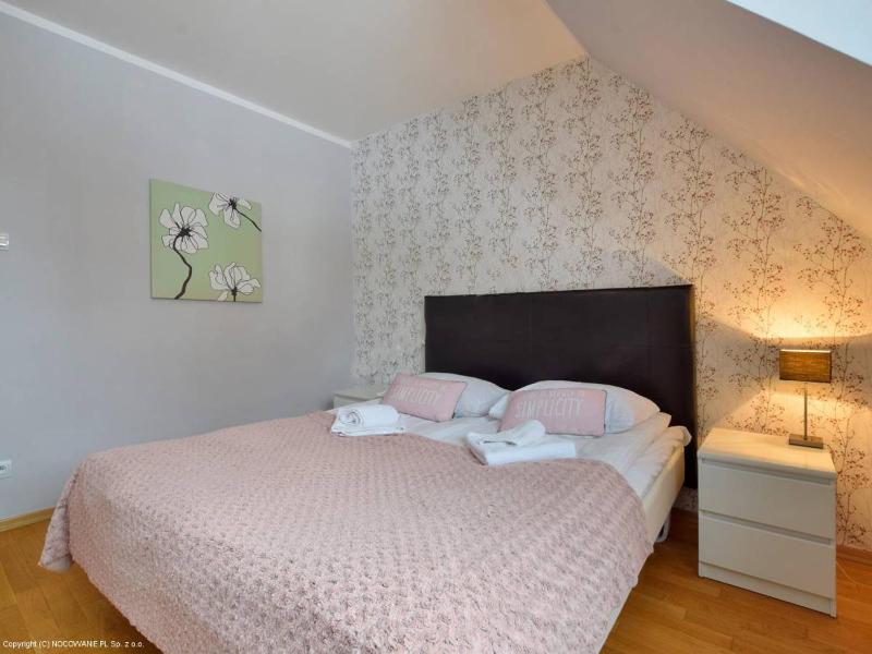 Domek Karpatka 2 przy wyciągu narciarskim 4 pokoje dwie łazinki - image 27