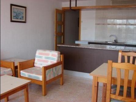 One-Bedroom Apartment (2-3 Adults) image 3