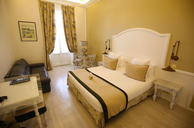Superior Double Room with Sea View from the Terrace image 3