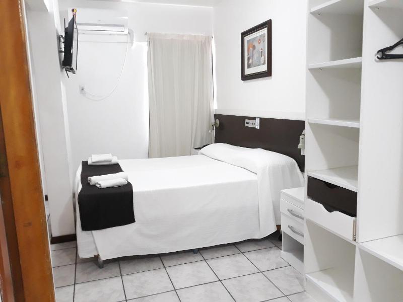 Hotel Vela Azul - image 21