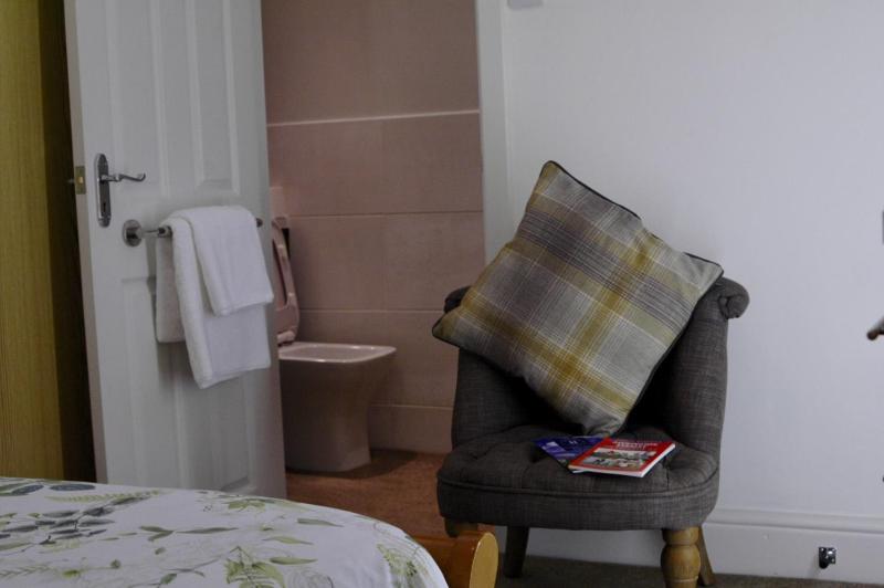 Double Room image 2