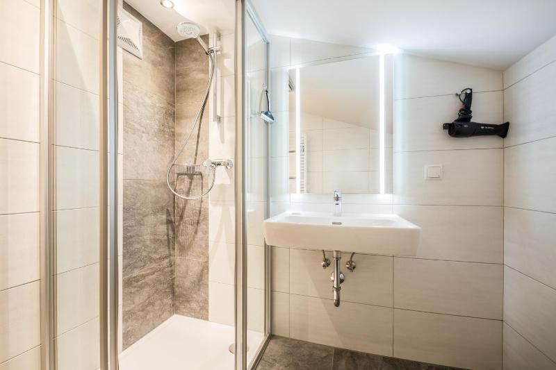 Double Room image 2