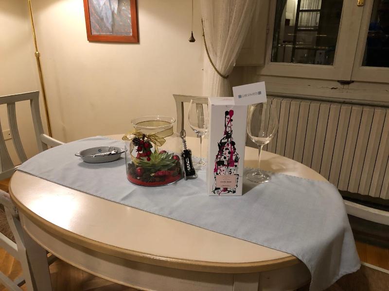 Oblio One-Bedroom Apartment image 2