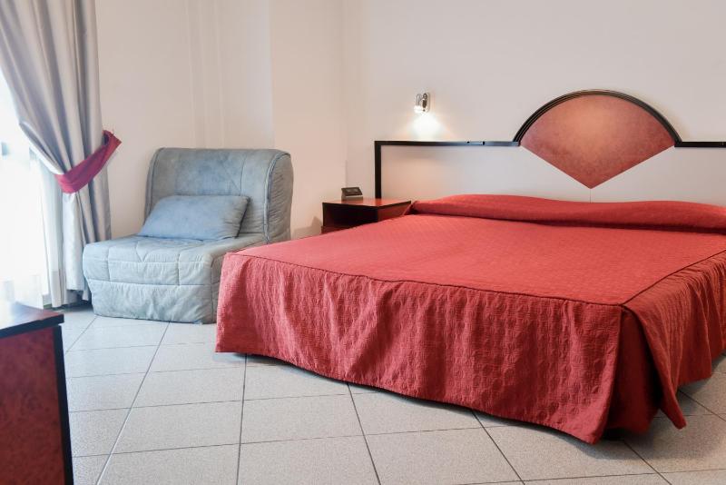 Double or Twin Room image 1