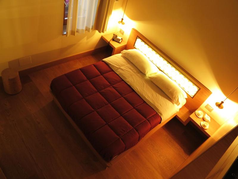 Superior Double Room with Spa Bath - Split Level image 1