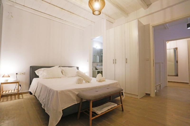 Three-Bedroom Villa image 2