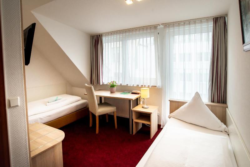 Hotel Domblick Garni - image 5