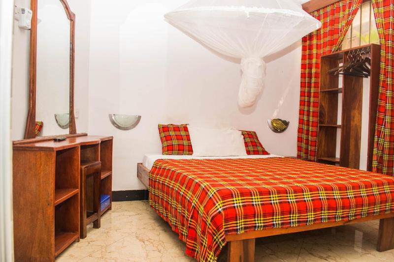 Double Room image 2
