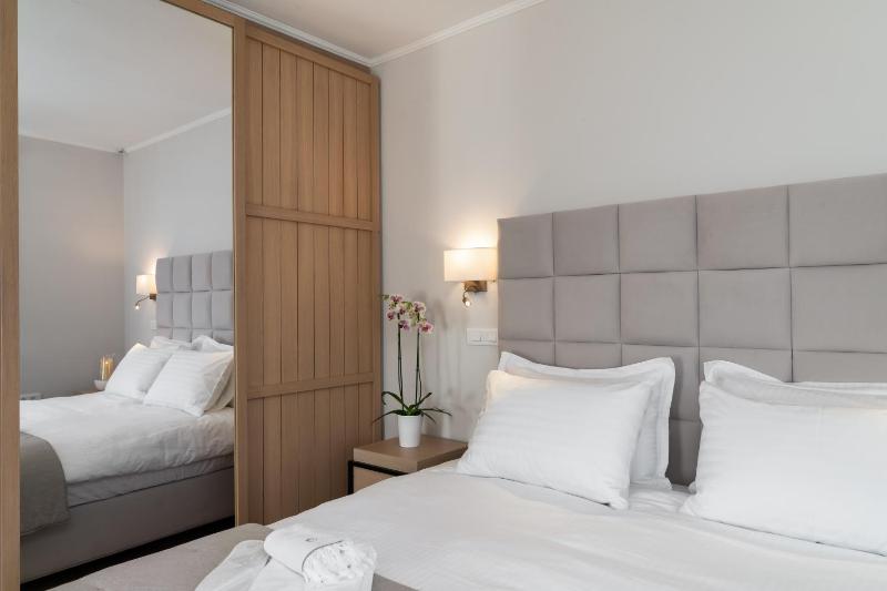 Superior Suite image 2