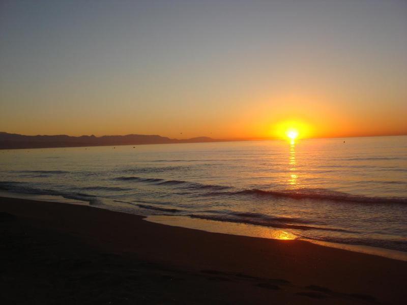 Apartamentos SOL y PLAYA Torremolinos - image 13
