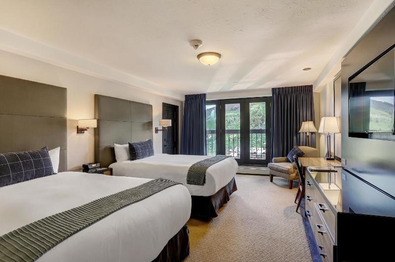 Superior Queen Room with Two Queen Beds image 1