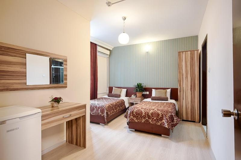 Double Room image 1
