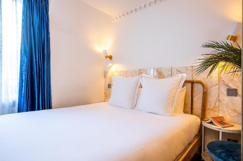 Traditional Double Room image 1