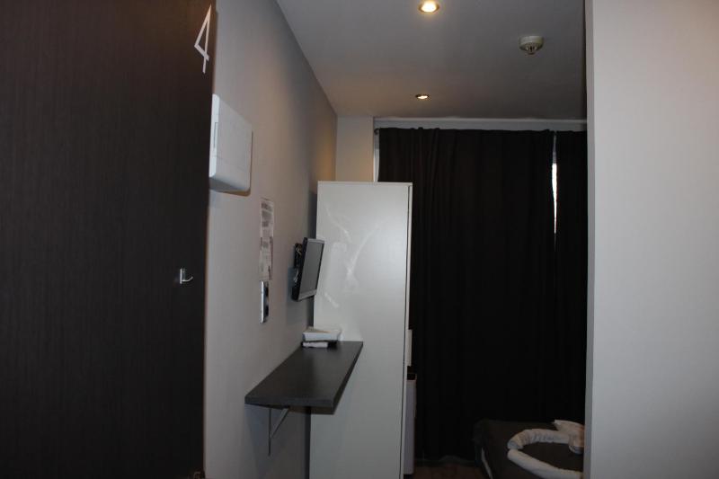 Double or Twin Room with Shared Bathroom image 3