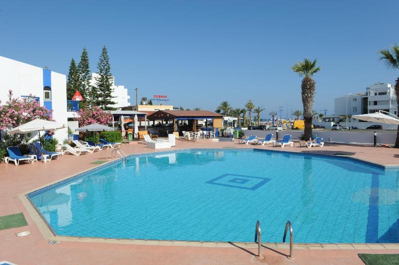 Alexia Hotel Apartments - image 7