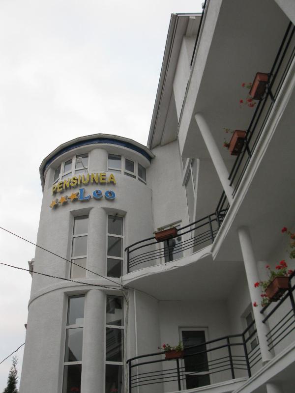 Pensiunea Leo - image 14