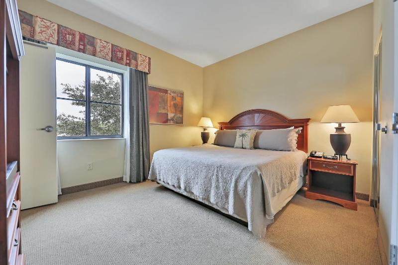 One Bedroom Apartment image 3