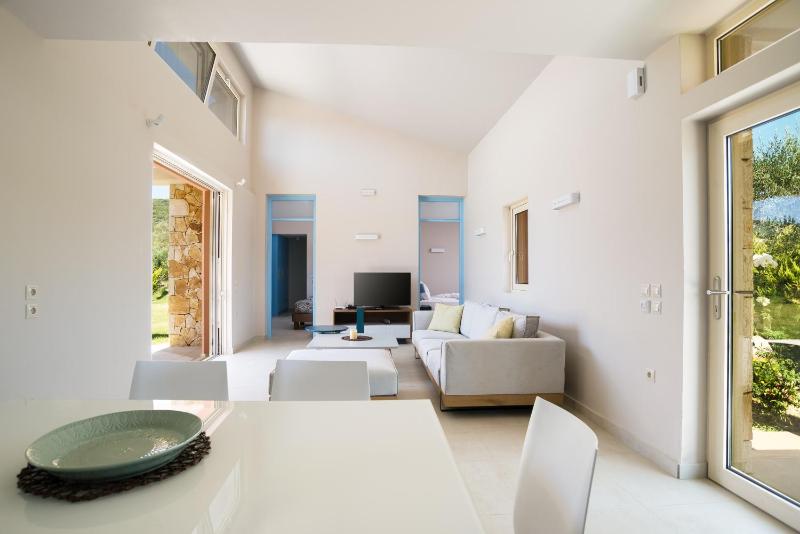 Thalassa Luxury Villa image 2