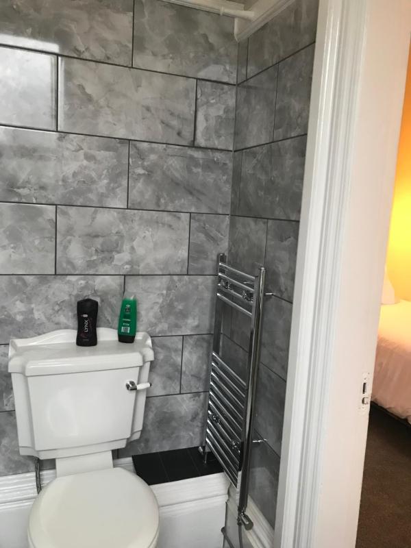 Single Room with Private Bathroom (Room 7) image 2
