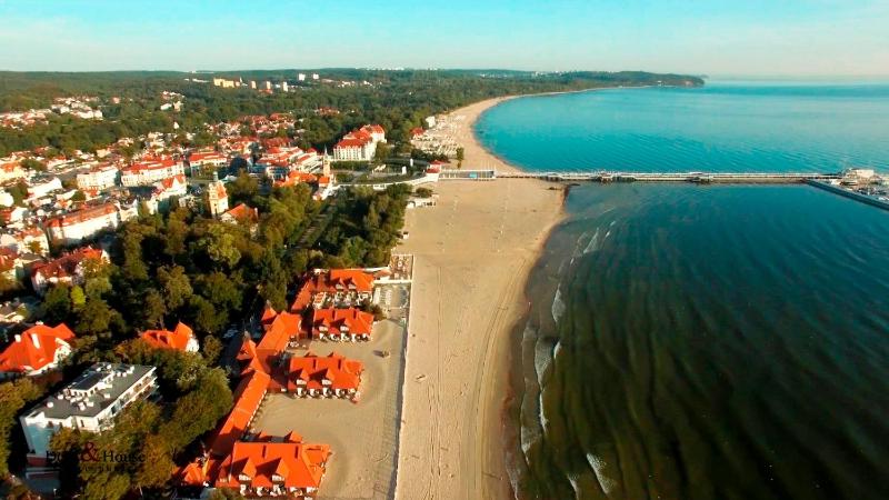 Apartments Karlikowska Sopot by Noclegi Renters - image 10
