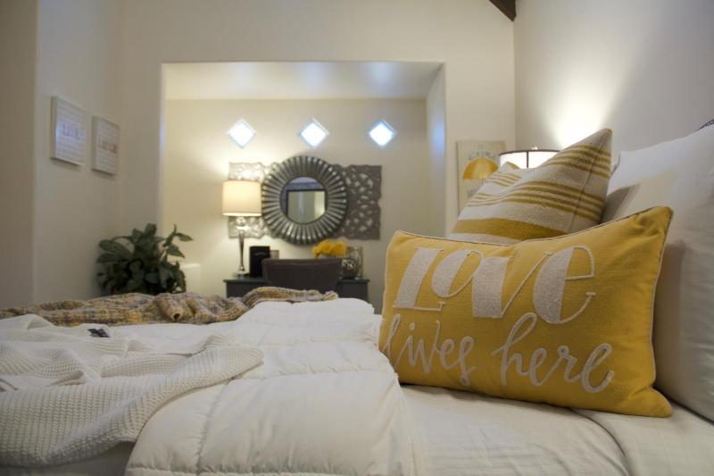 Deluxe Room image 4