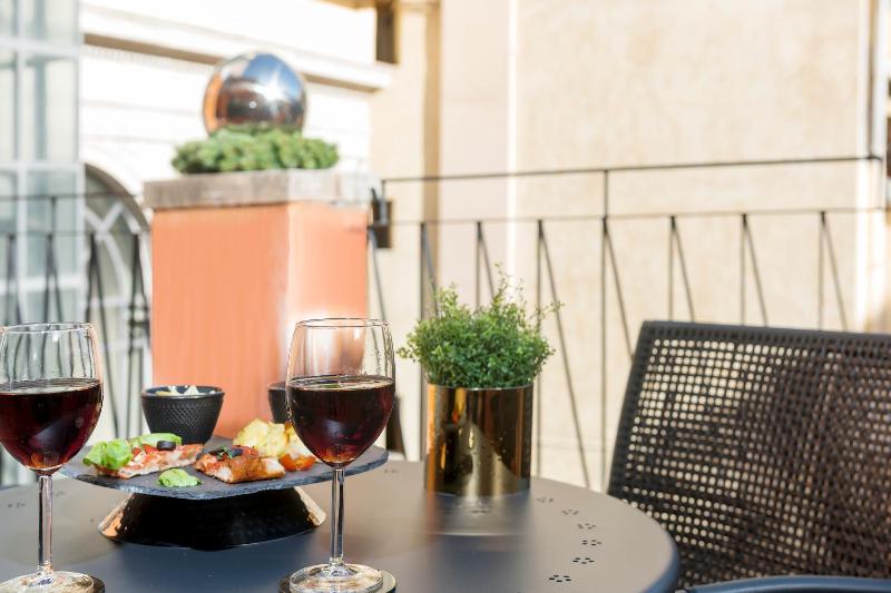 Superior Double or Twin Room image 2