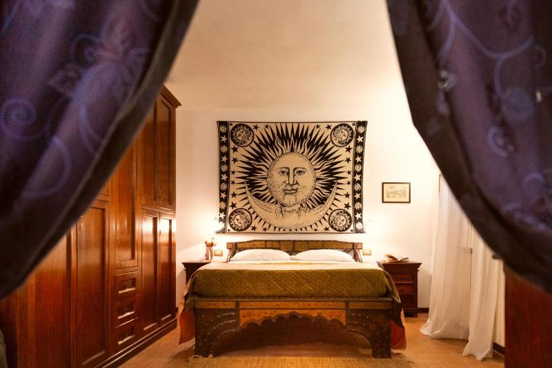 Standard Suite image 1
