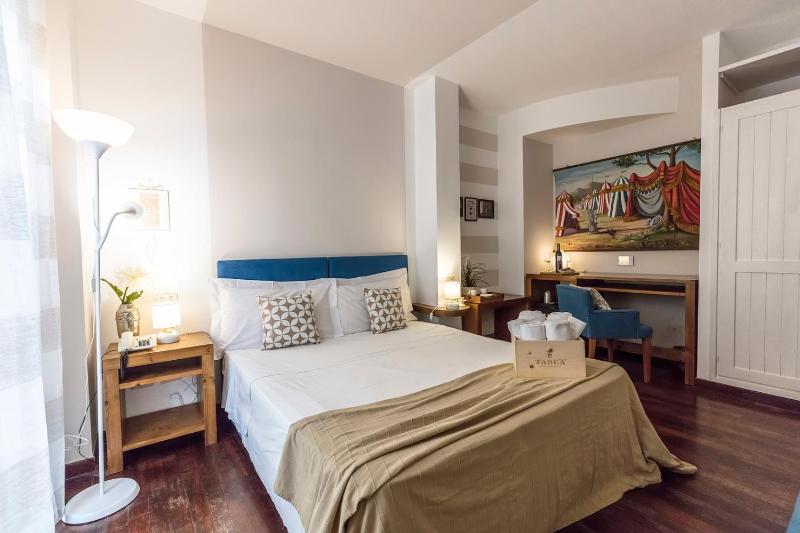 Double Room image 1