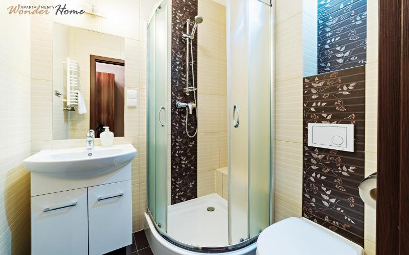 One-Bedroom Apartment image 2