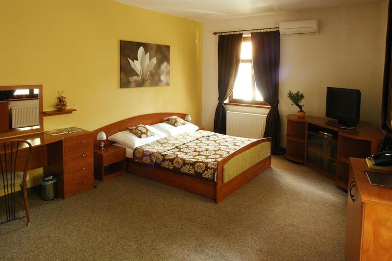 Apartment image 1