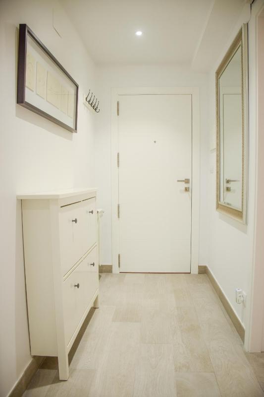 Apartment with Sea View image 2