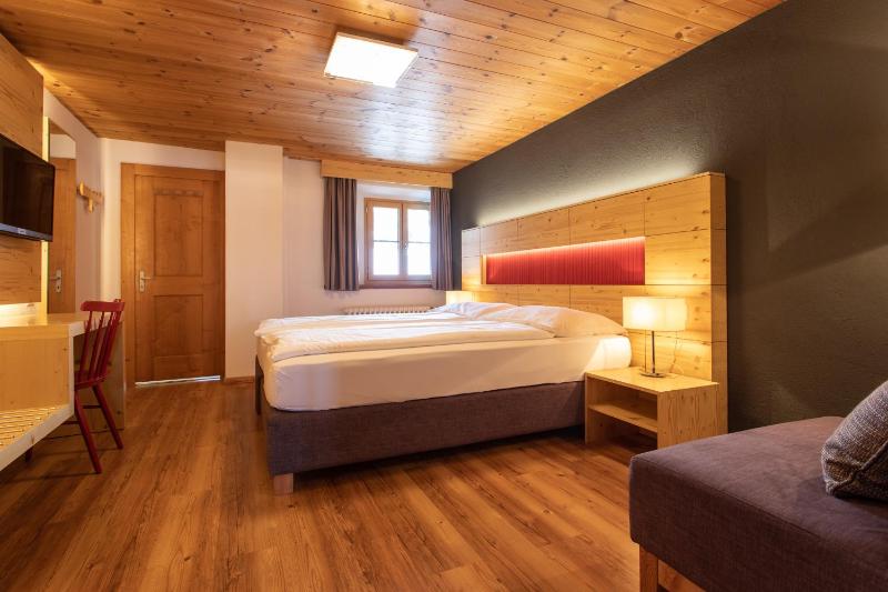 Double Room image 2