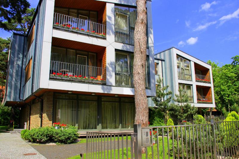 One Bedroom Apartment with Terrace image 1