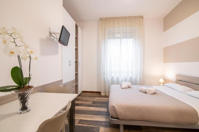 Superior Apartment image 2