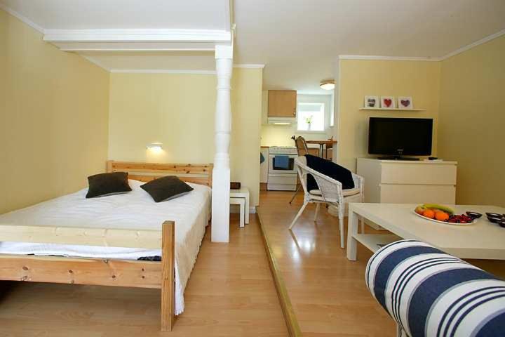 Apartment - Ground Floor image 2
