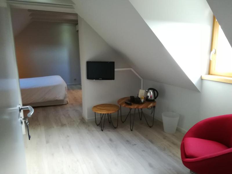 Triple Room with Garden View image 4