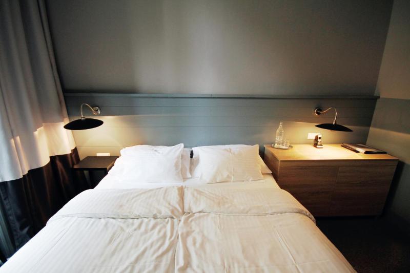Saint SHERMIN bed breakfast & champagne - image 15