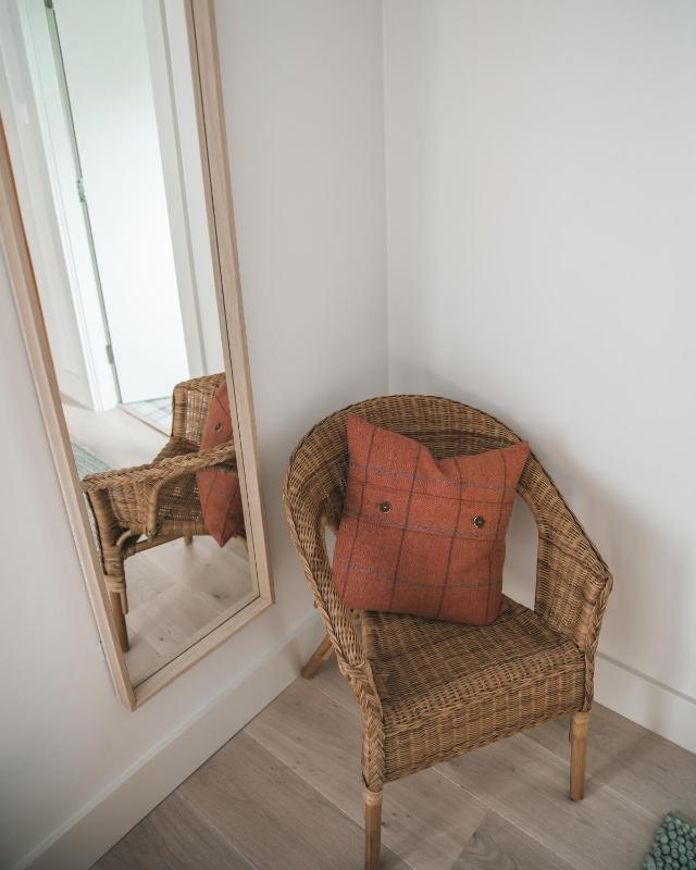 Deluxe Twin Room image 3