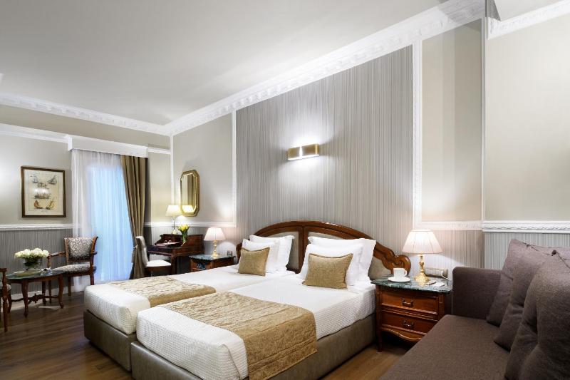 Classical Twin with Sofa Bed image 1