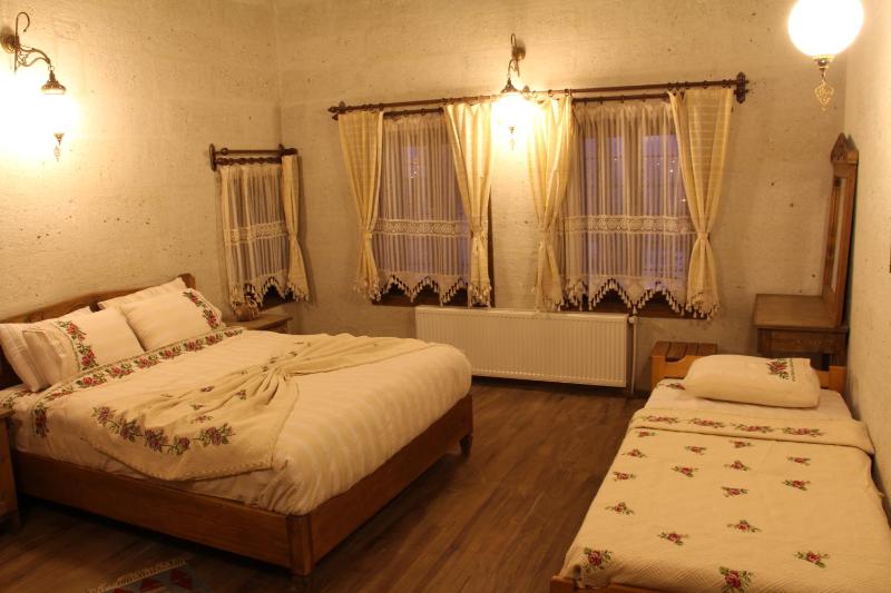 Triple Room with View image 3
