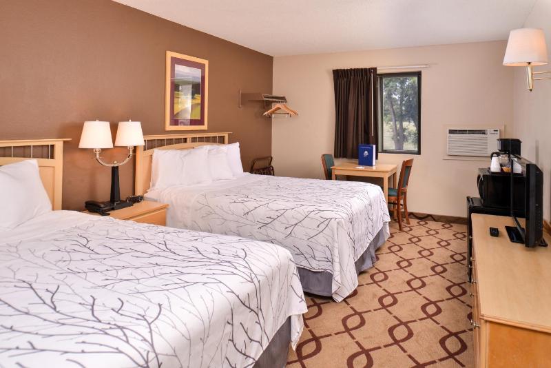 Double Room image 2
