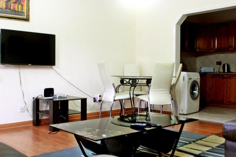 Avon Apartments - image 10