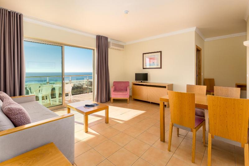 One-Bedroom Apartment with Sea View image 1