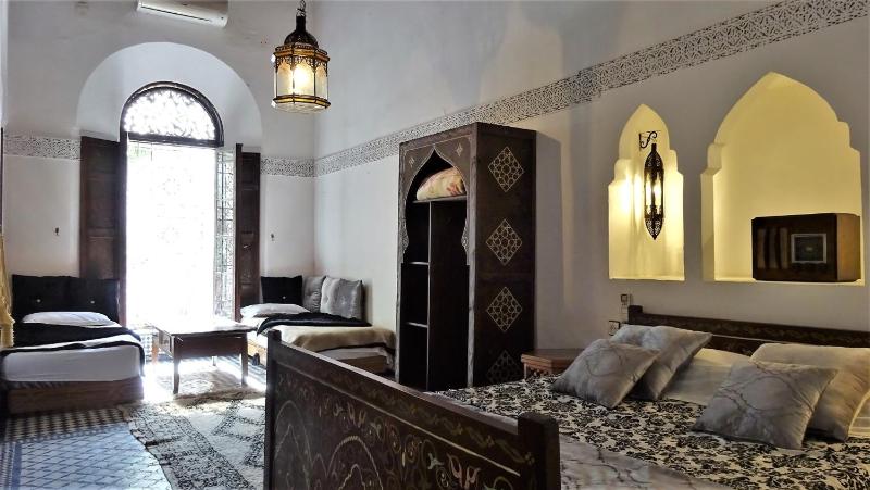 Double Room with Garden View image 3