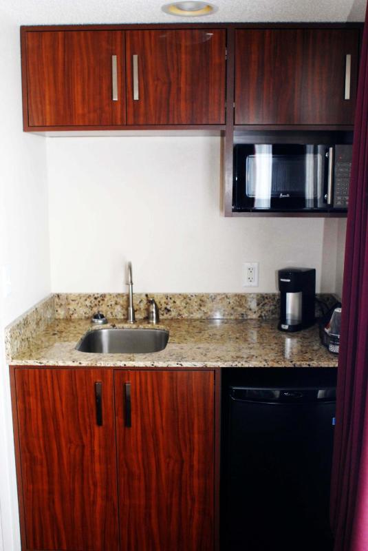 King Room with Spa Bath image 3