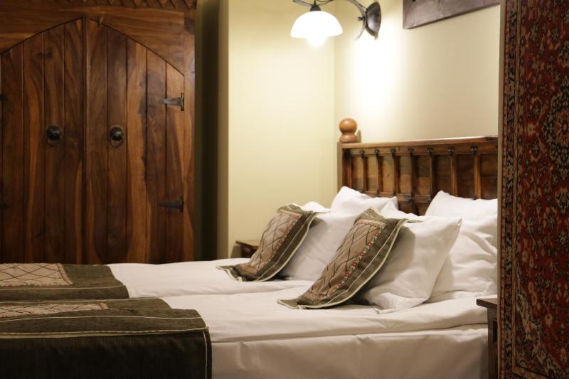 Economy Double Room image 1
