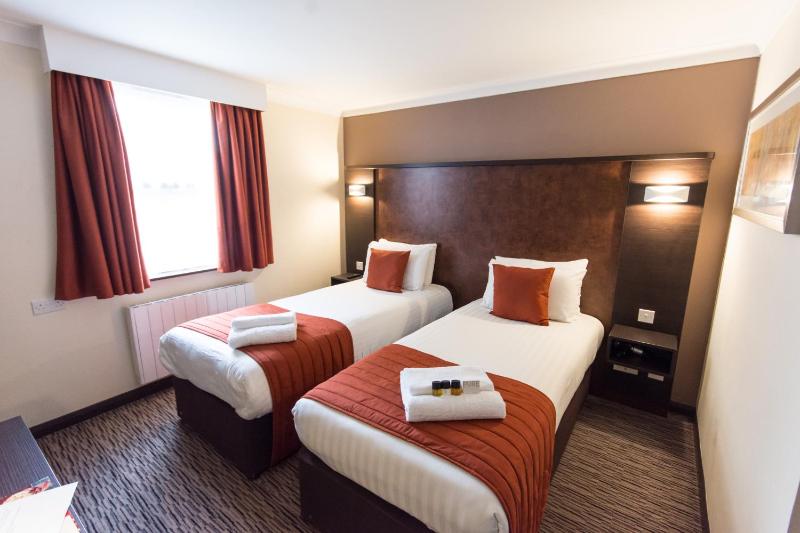 Twin Room image 1