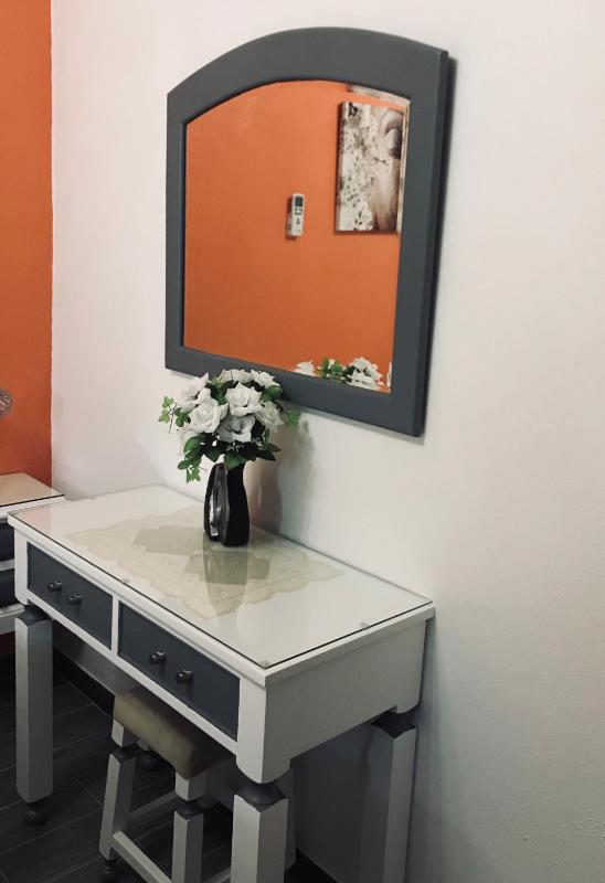 Standard Single Room image 4