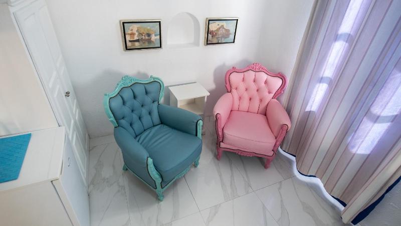 Superior Double Room with Caldera View image 3